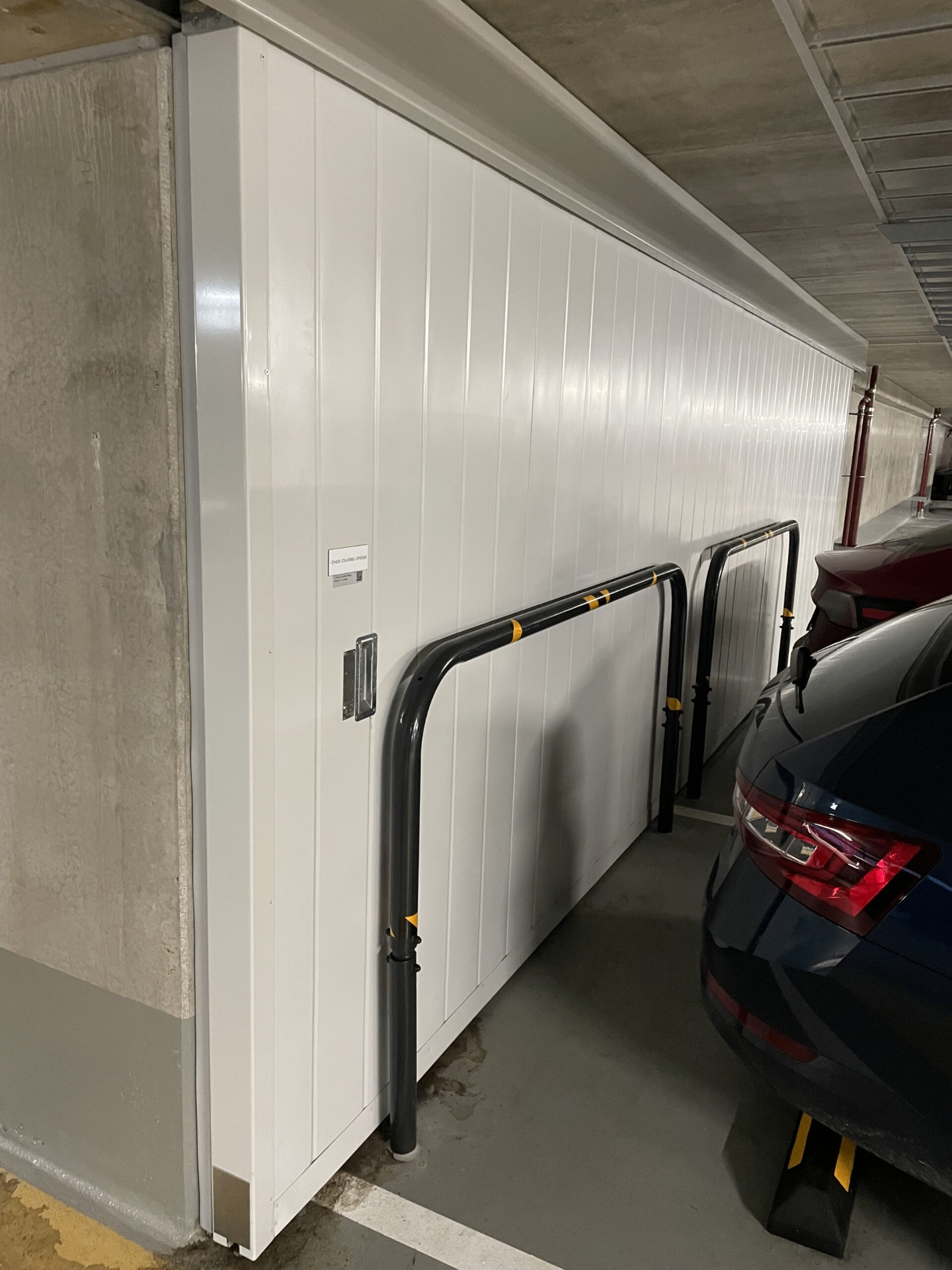 Kotai brannskyveport installert i parkeringsgarasje